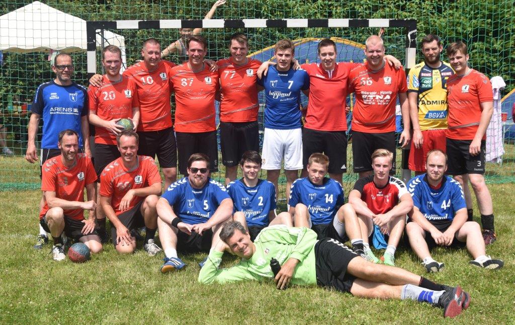 Feldhandball in Ennest TV Olpe und SG Atttendorn Ennest 2018